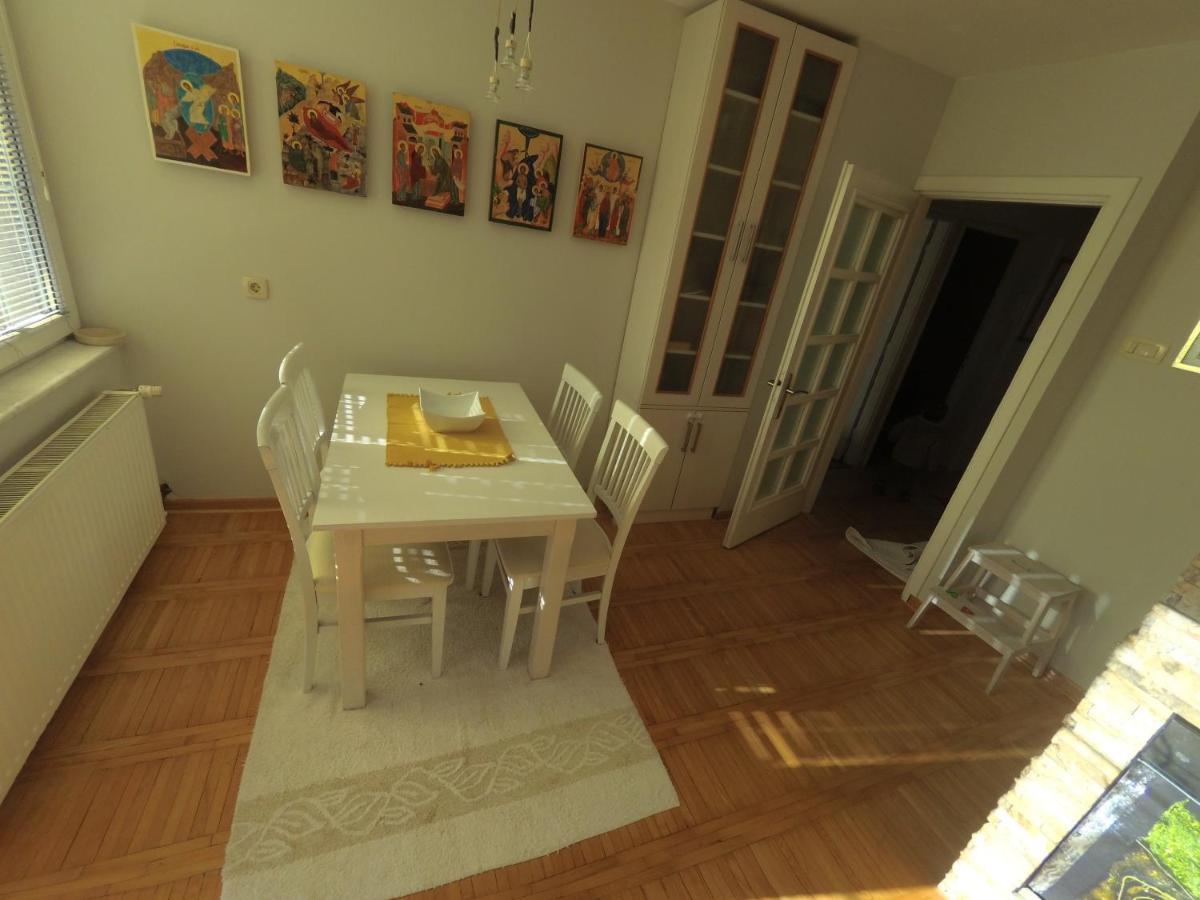 Apartamento Apartman Jazzar Arandjelovac Exterior foto